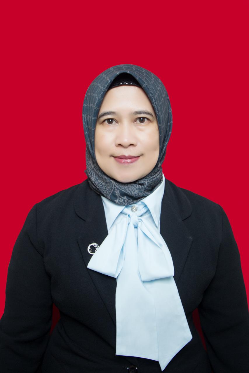 Tuti Mardhiana, S.H.